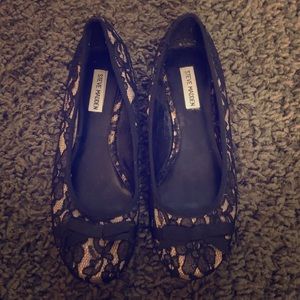 Steve Madden lacy flats with bow detail.